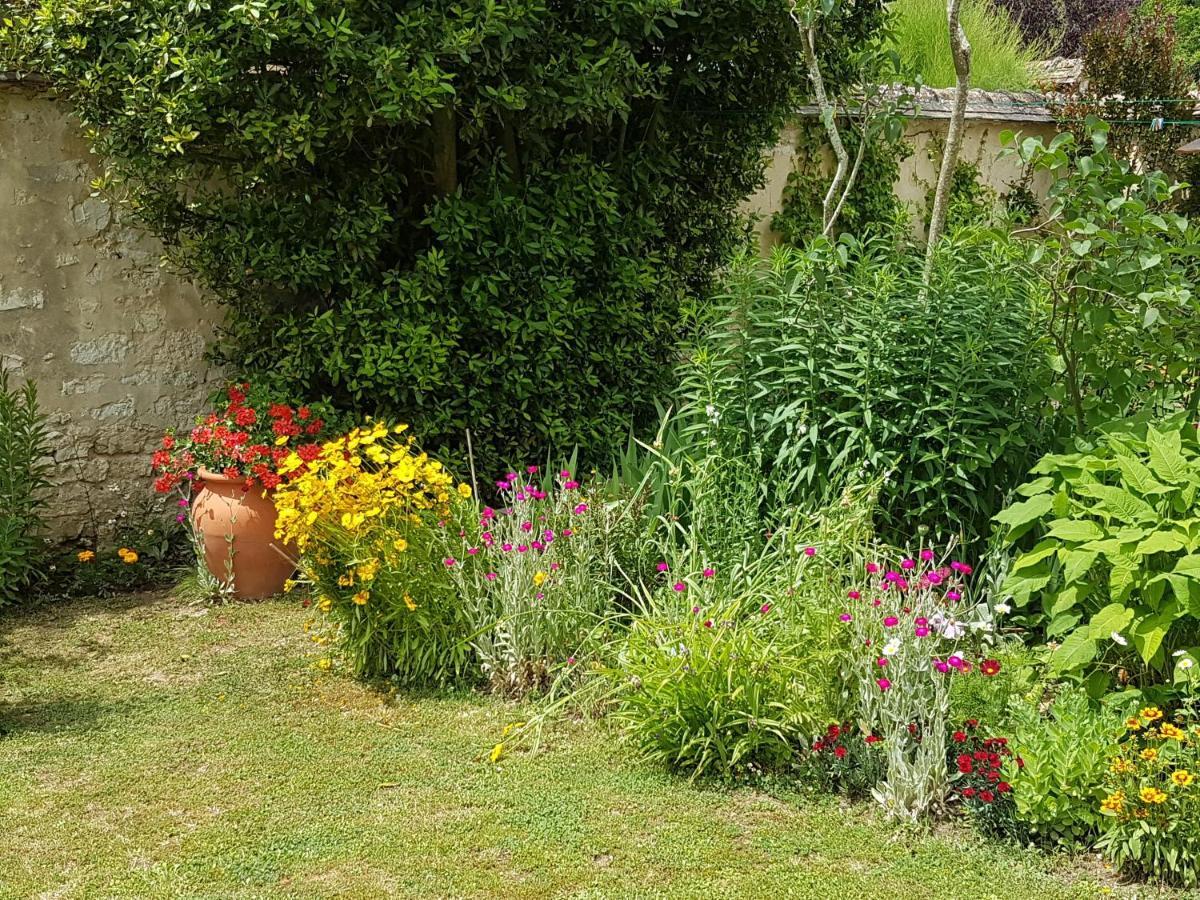 Ferienwohnung La Montignonne Montigny-sur-Loing Exterior foto